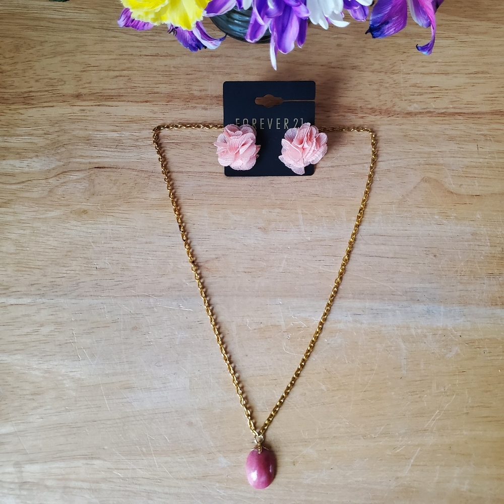 Forever 21 floral earrings & cabochon pendant set